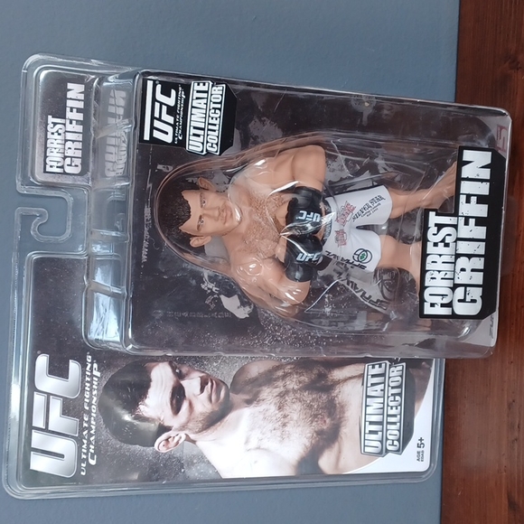 UFC Forrest Griffin figurine - Picture 1 of 4
